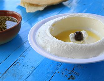 מתכונים לגבינת שקדים טבעונית וללבנה
